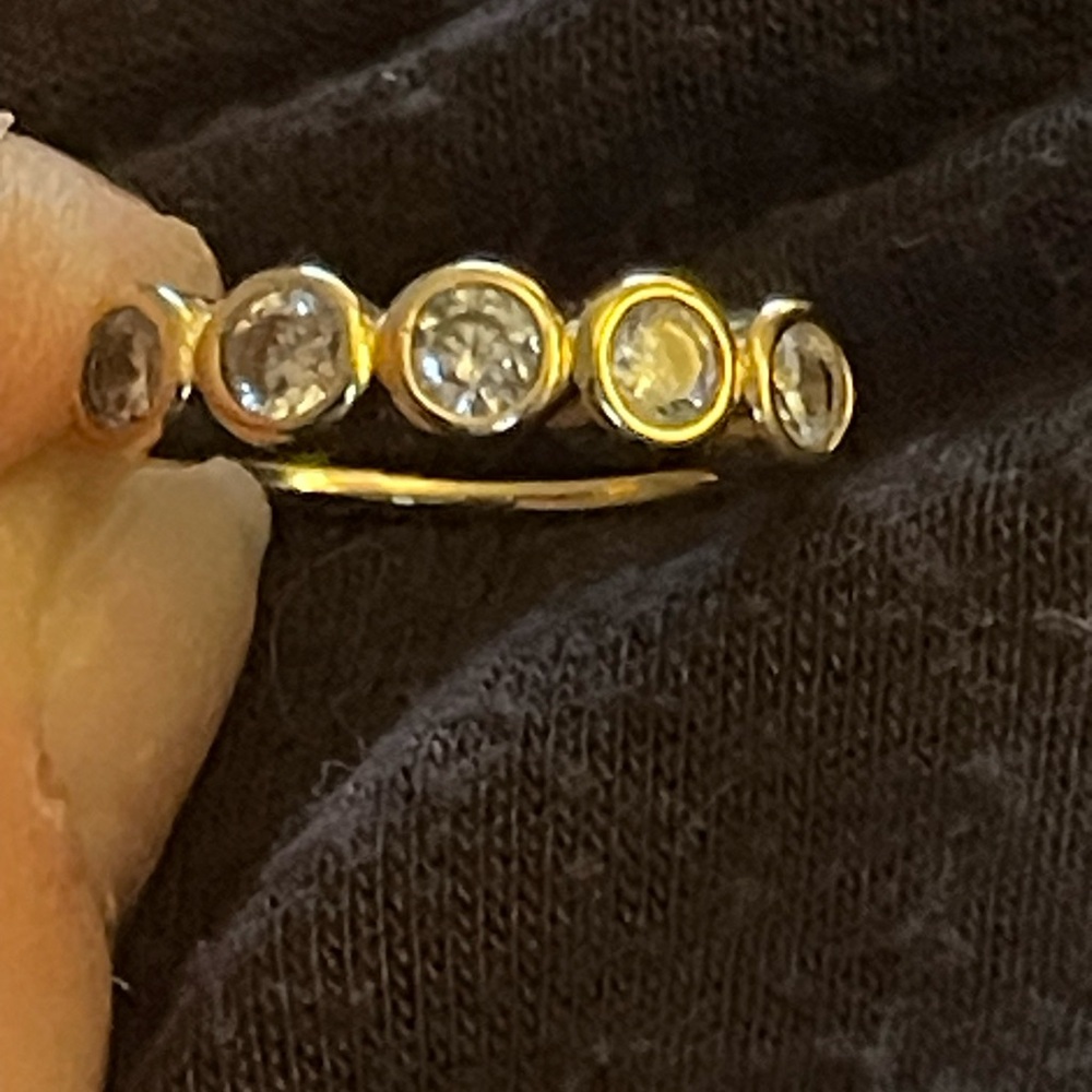 Elegant Gold and cubic zirconia Band Ring